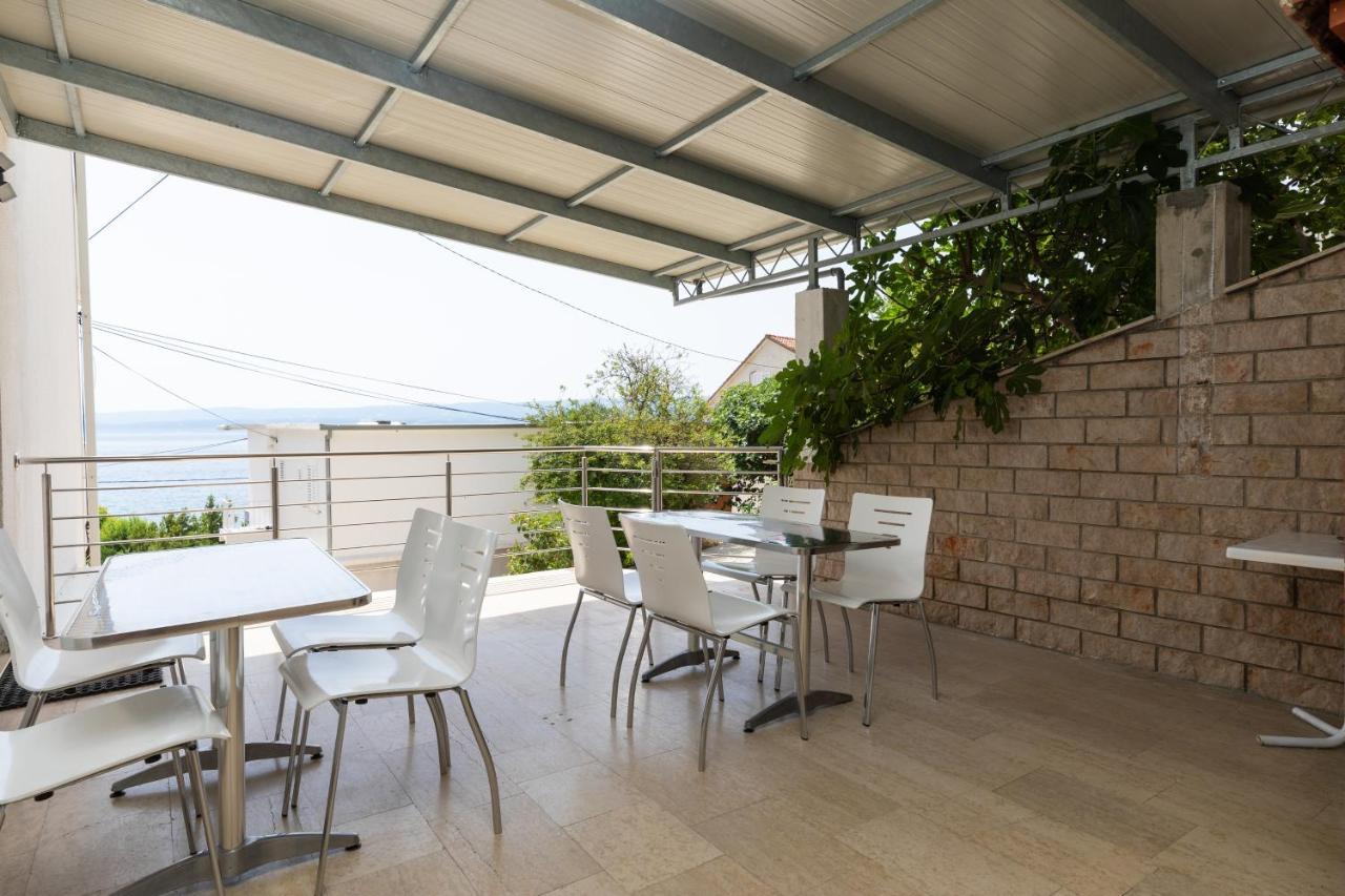 Apartments By The Sea Duce, Omis - 2992 Dugi Rat Εξωτερικό φωτογραφία