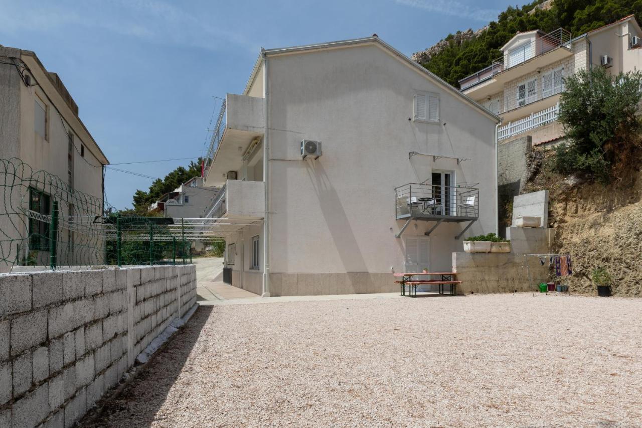 Apartments By The Sea Duce, Omis - 2992 Dugi Rat Εξωτερικό φωτογραφία