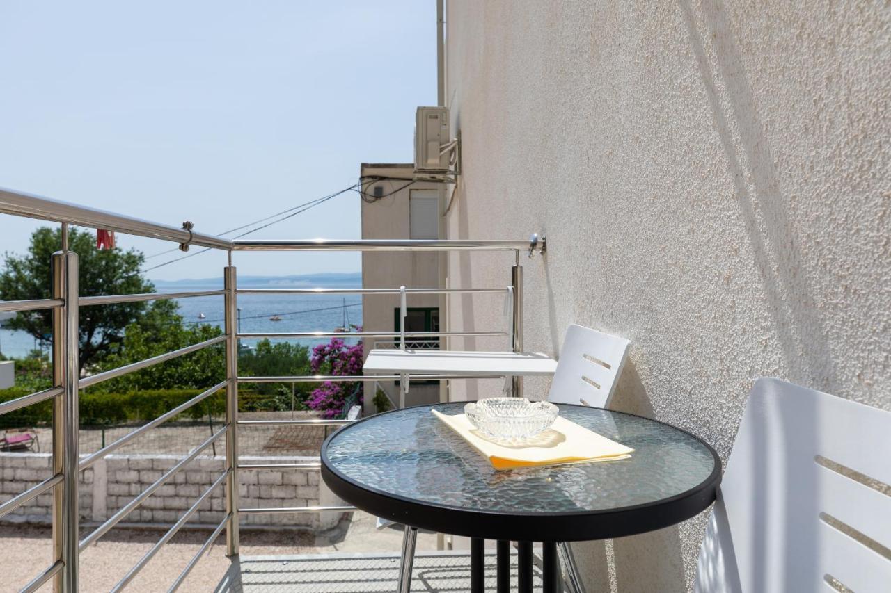 Apartments By The Sea Duce, Omis - 2992 Dugi Rat Εξωτερικό φωτογραφία