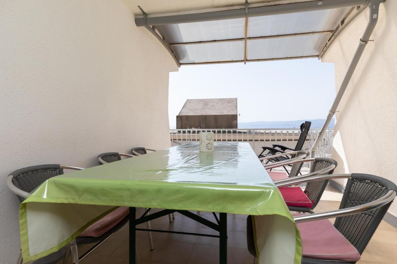Apartments By The Sea Duce, Omis - 2992 Dugi Rat Εξωτερικό φωτογραφία