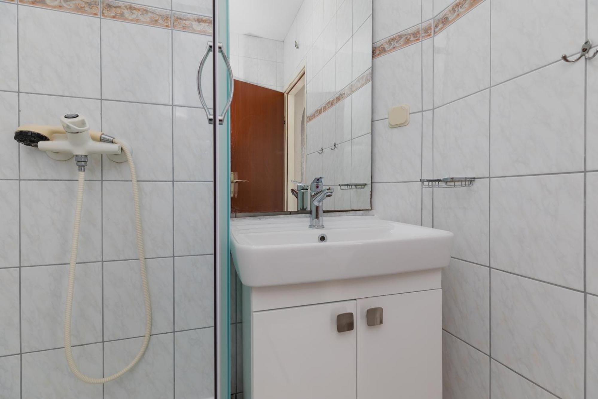 Apartments By The Sea Duce, Omis - 2992 Dugi Rat Δωμάτιο φωτογραφία