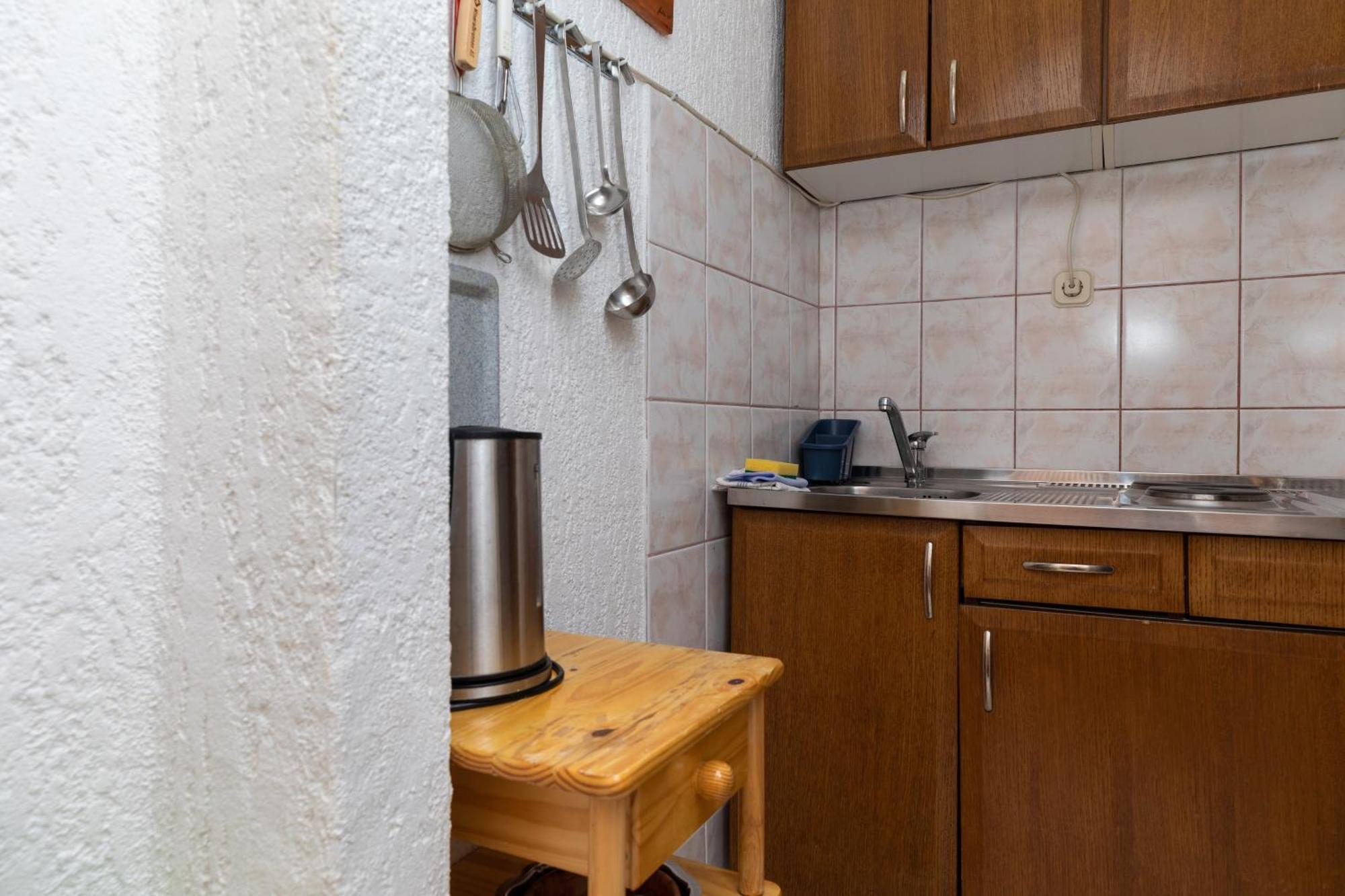 Apartments By The Sea Duce, Omis - 2992 Dugi Rat Δωμάτιο φωτογραφία