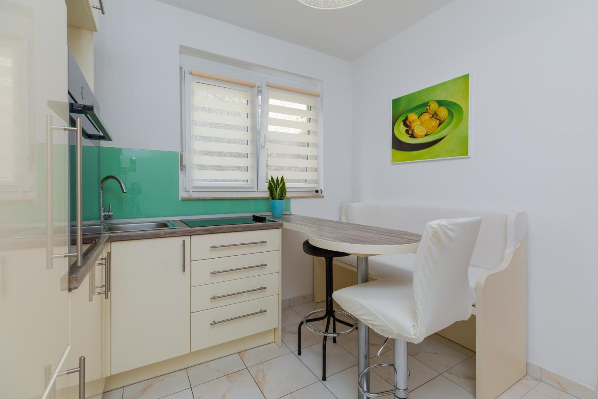 Apartments By The Sea Duce, Omis - 2992 Dugi Rat Δωμάτιο φωτογραφία